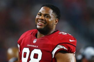 Cardinals defensive lineman gives back to Louisville community