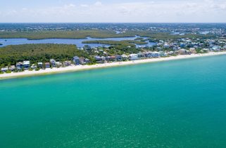 Christmas boat parades happening in Naples, Bonita Springs this weekend