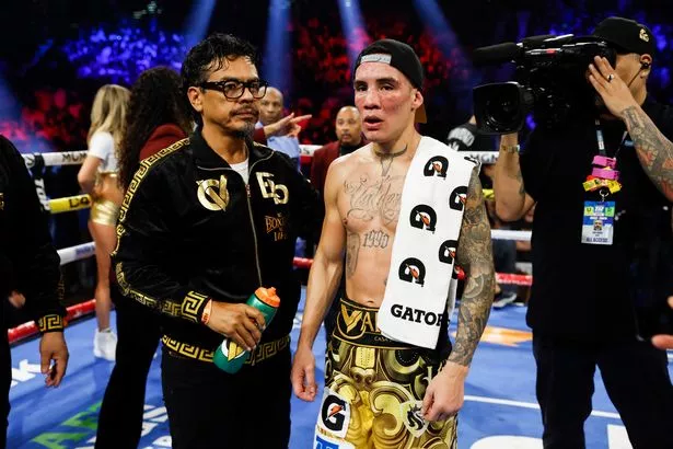 Emanuel Navarrete Provides Oscar Valdez with a Legendary THRASHING