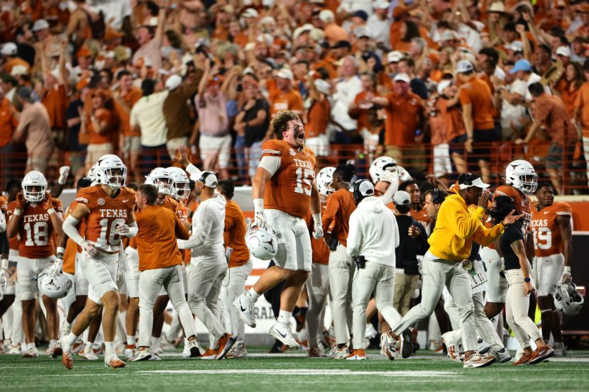 Georgia Bulldogs versus Texas Longhorns