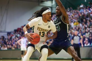 Men's Basketball Set for Saturday Afternoon Tilt at UMass Lowell