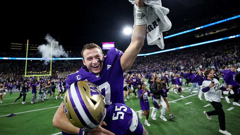 Seattle U beats Washington 79