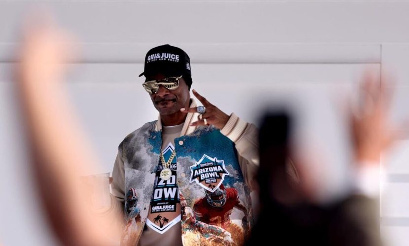 What's at stake in the Snoop Dogg Arizona Bowl between Miami (Ohio) and Colorado State?
