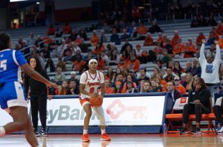 Women's Basketball Kicks Off ACC Competition Against Syracuse