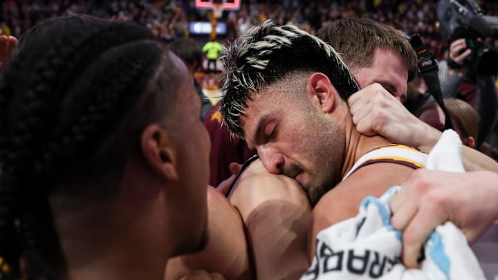 Garcia's Buzzer Beater Gives Gophers Win over No. 20 Michigan