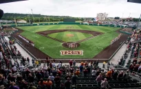 Indoor Track and Field Heads to Houston