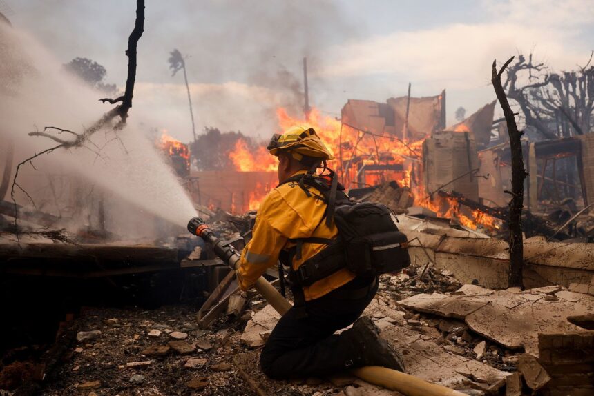 LA sports teams unite for 'LA Strong' line to aid wildfire victims