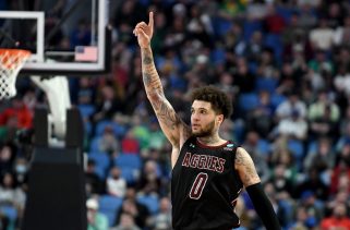 Men's Basketball Looks to Extend Winning Streak at NMSU
