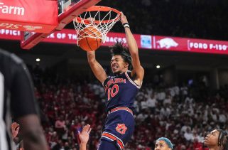 Men's Basketball Opens SEC Play with No. 2 Auburn