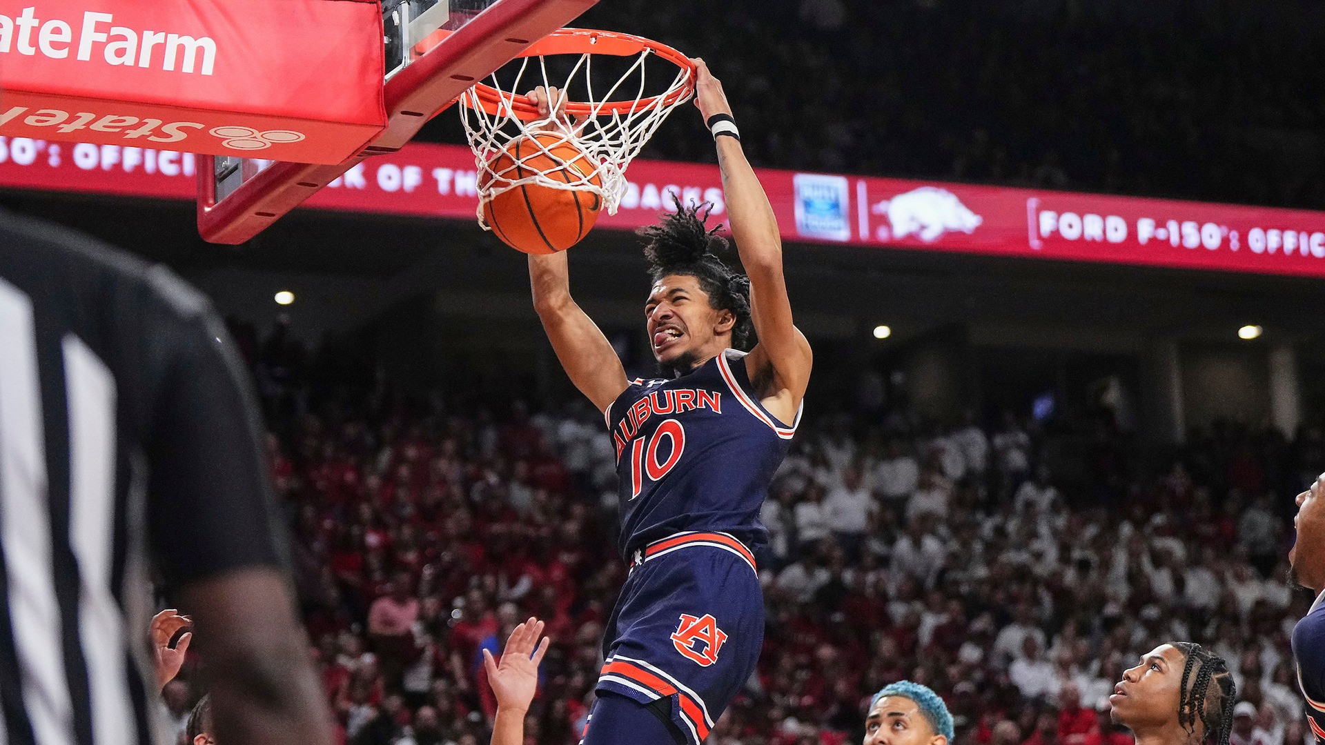 Men's Basketball Opens SEC Play with No. 2 Auburn