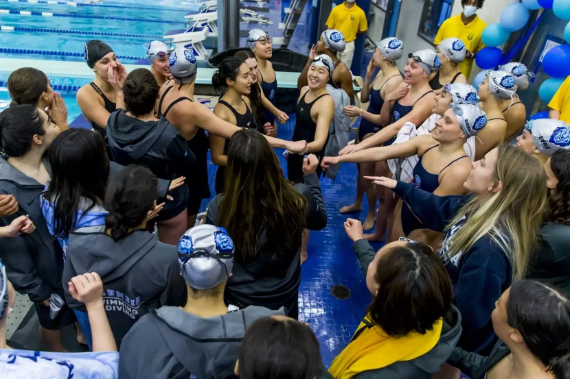 Men's Swim & Dive Hosts Harvard at Hillenbrand