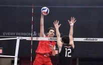 Men's Volleyball Splits Road Matches with Stanford