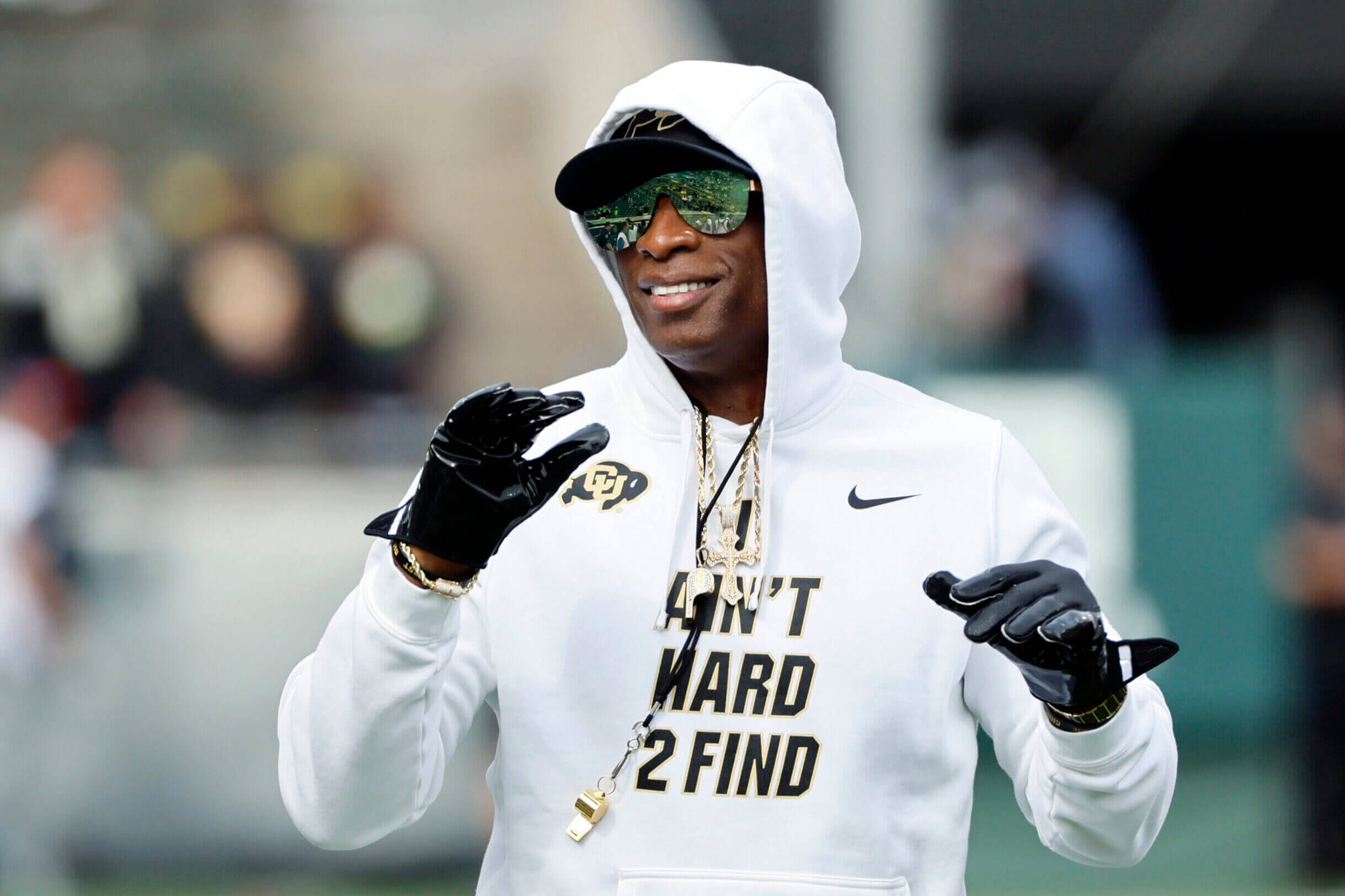 Shedeur Sanders' high NIL status to be shattered by a young freshman phenom