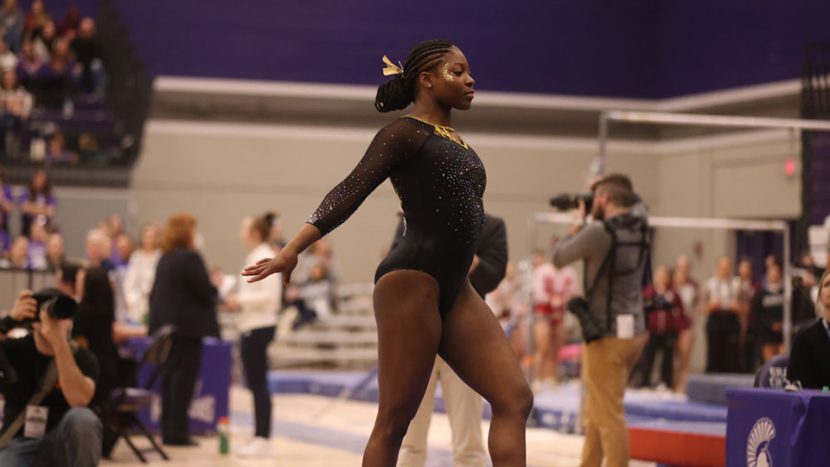 WINONA STATE GYMNASTICS START THEIR SEASON STRONG