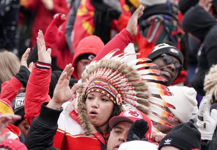 Chiefs fans, plummeting prices drive run on Super Bowl tickets