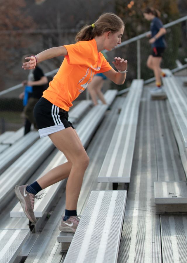 Elks girls nordic skiing in pursuit of first state title in 31 years