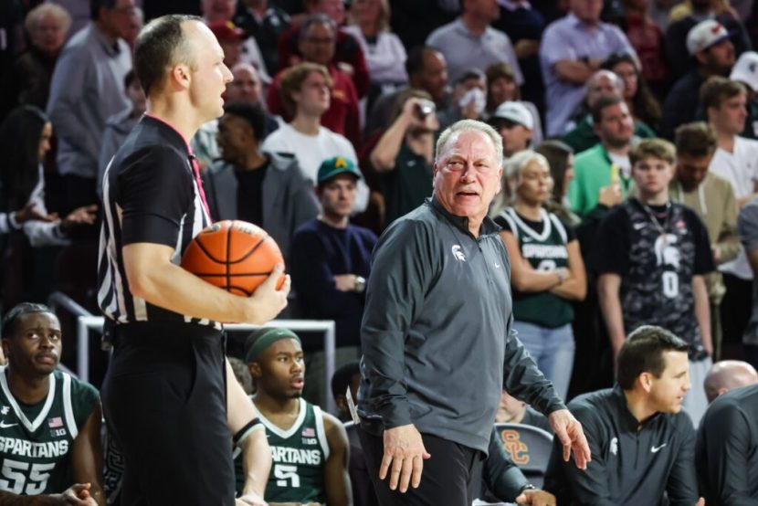 Men's Basketball Defeats No. 9 Michigan State, 63
