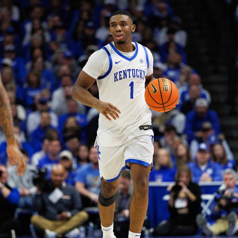 No. 14 Kentucky Rolls Past South Carolina on Saturday