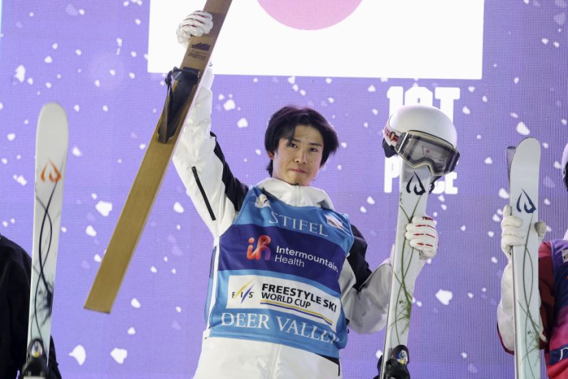 Perrine Laffont, Ikuma Horishima win moguls world championships
