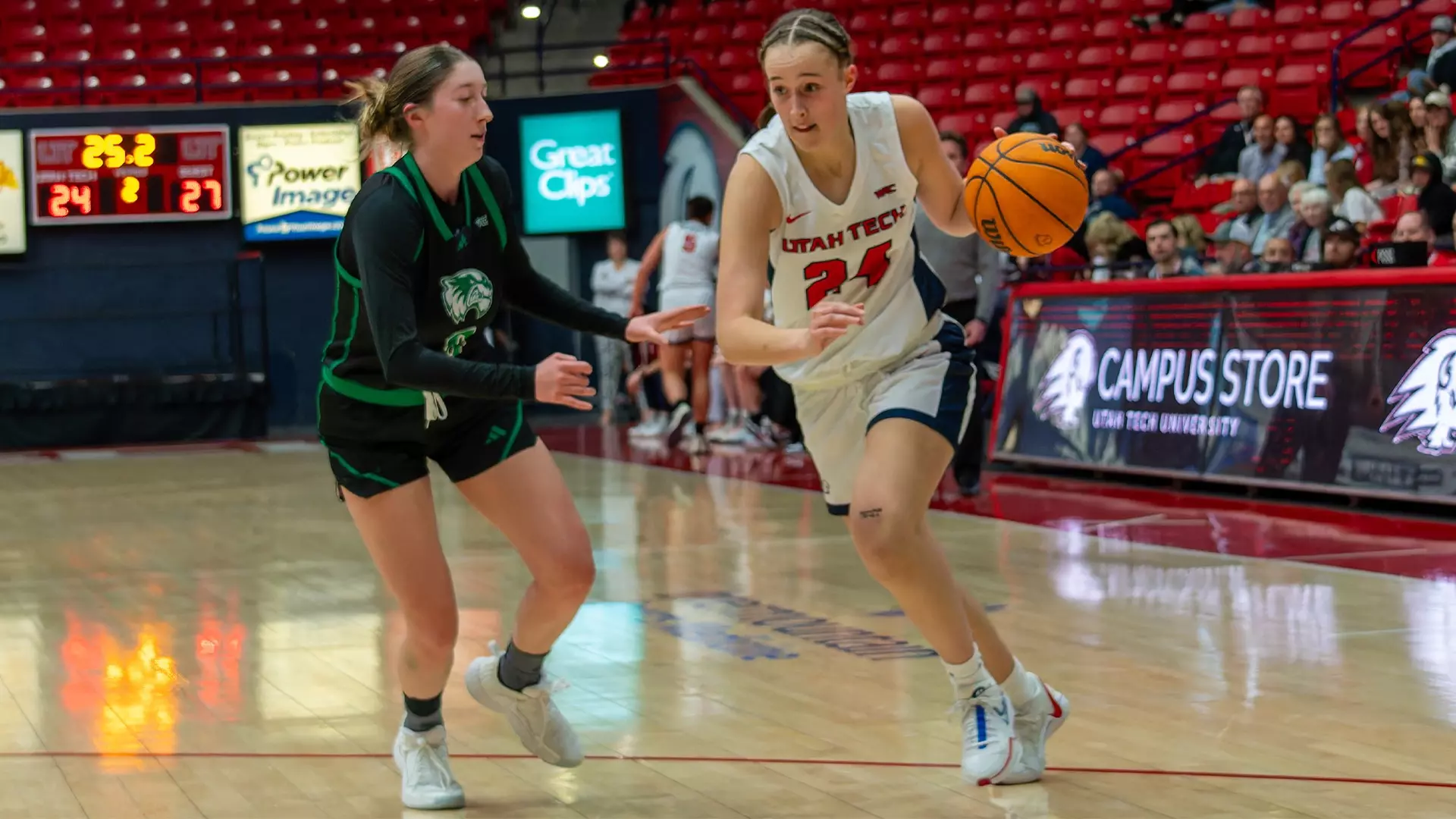 Wildcats Wrap Homestand Against Kansas