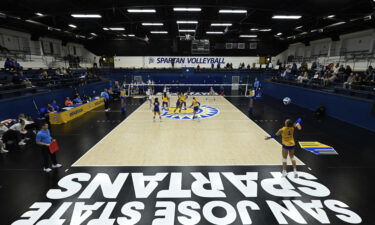 Boise State Beach Volleyball defeats Saint Mary's 3