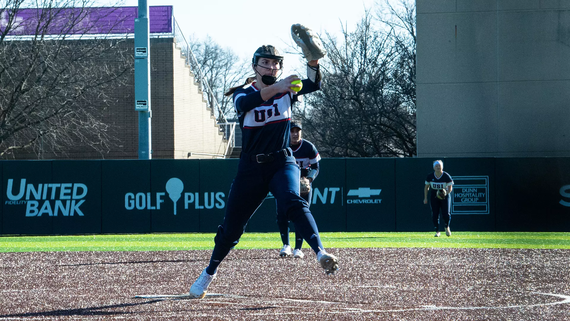 Bulldogs advance in OVC tournament with 4