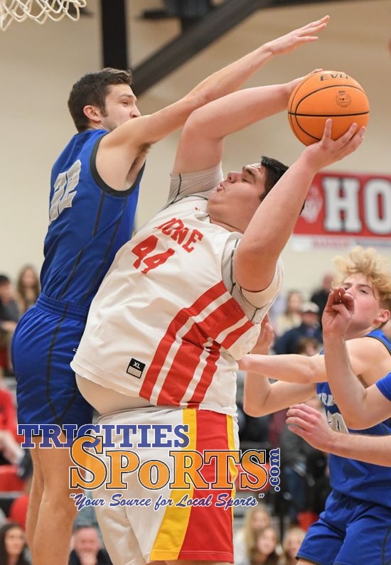 College Basketball Crown secures ho