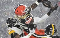 College football players chasing dollars with portal open and House settlement approval delayed