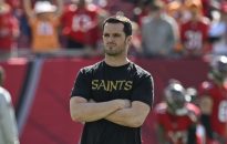 Derek Carr injury update