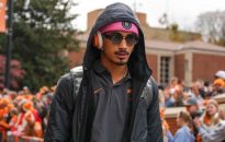 Former Tennessee Star Quarterback's Family Insists NIL Didn't Lead to Exit