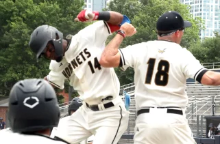 Four homers propel Baseball to 6