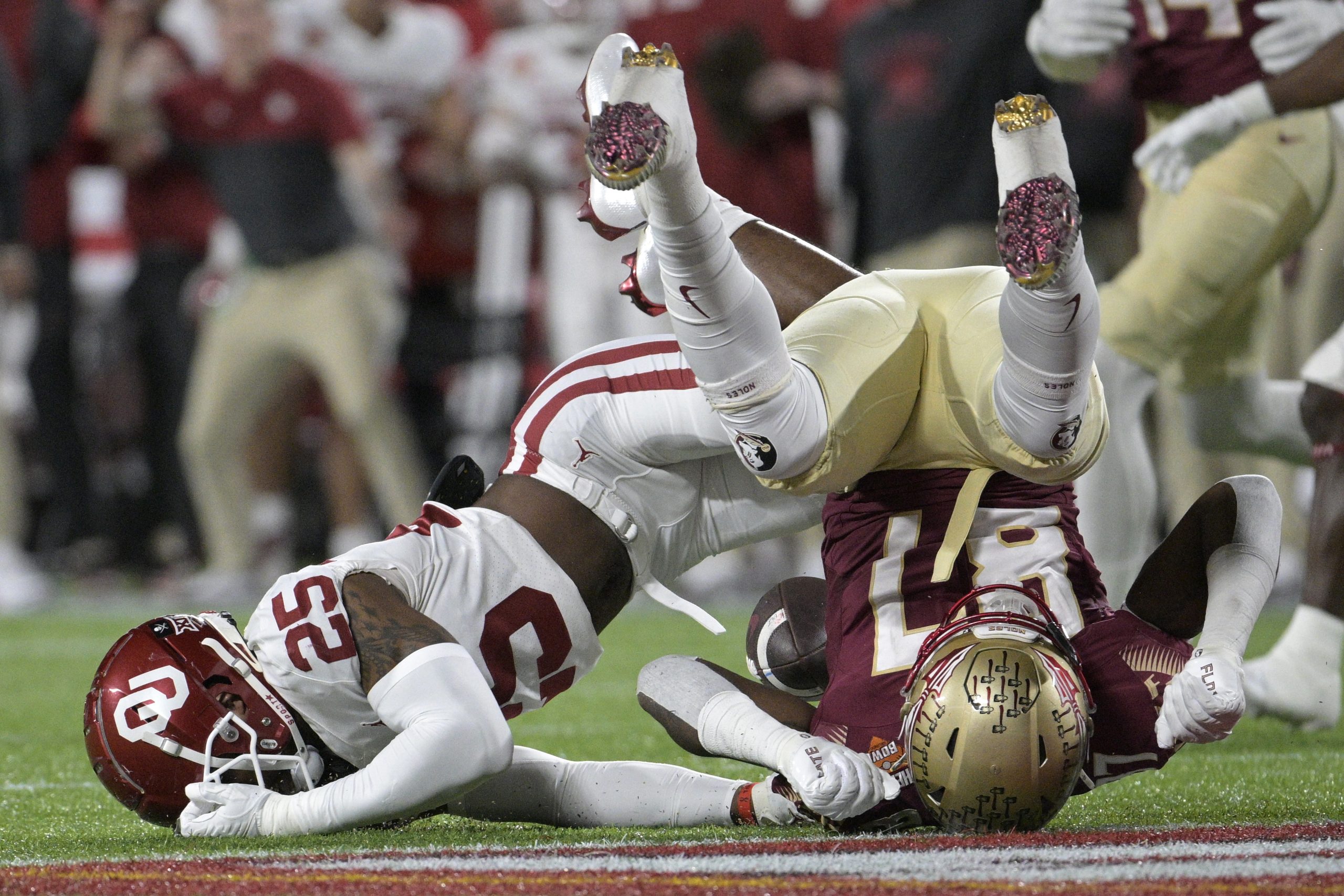 FSU tight end Markeston Douglas to transfer from program for second time