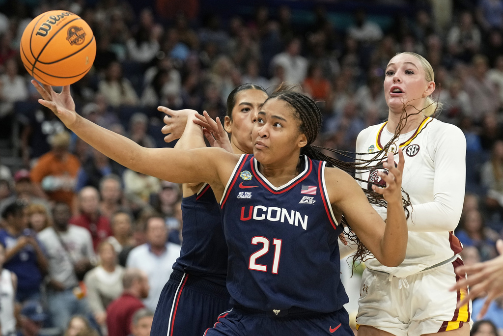 Hearing begins for $2.8 billion NCAA settlement, could lock in seismic changes for college sports