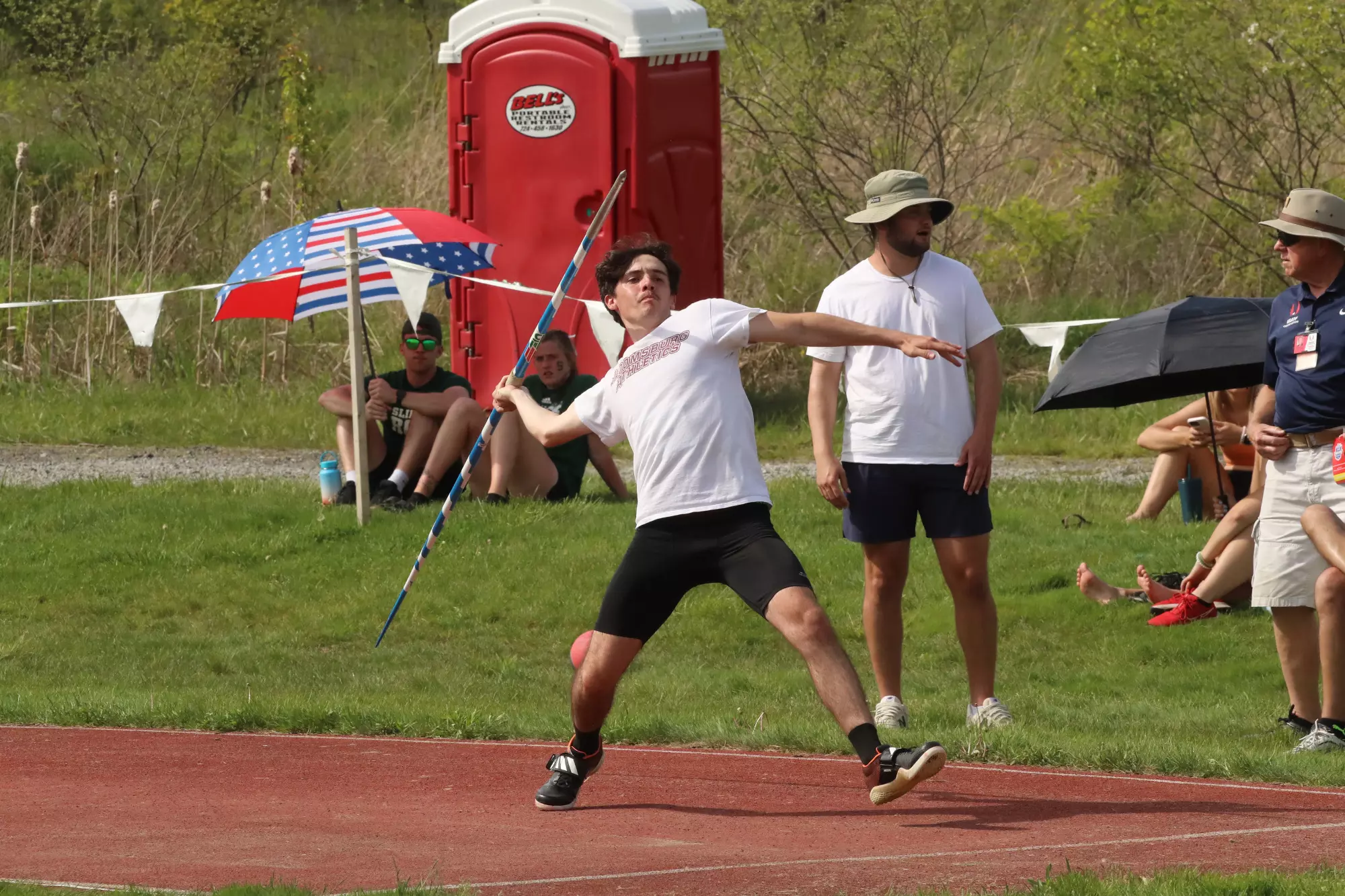 Huskies Record Three Top 10 Finishes at Michael Johnson Invitational
