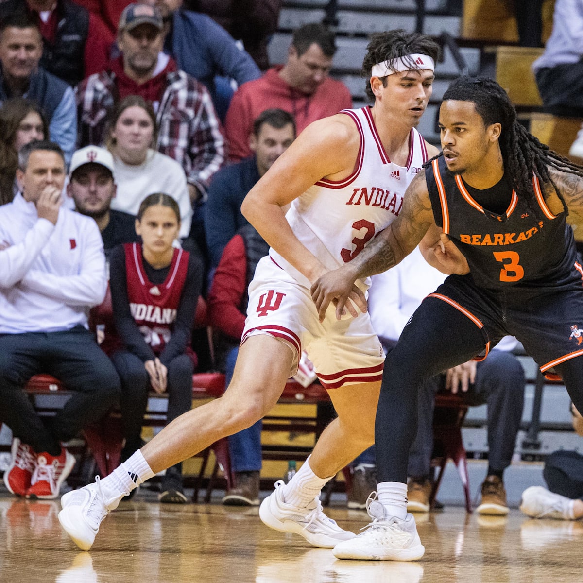Indiana men's basketball gets commitment from transfer guard Lamar Wilkerson