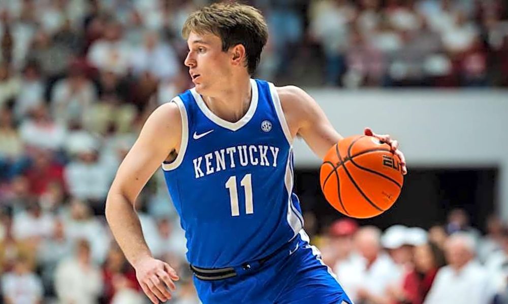 Iowa Hawkeyes Showing Interest in Kentucky Transfer Portal Guard