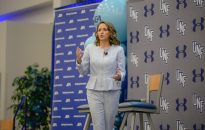 Mayor Donna Deegan signs funding bill for UNF esports arena