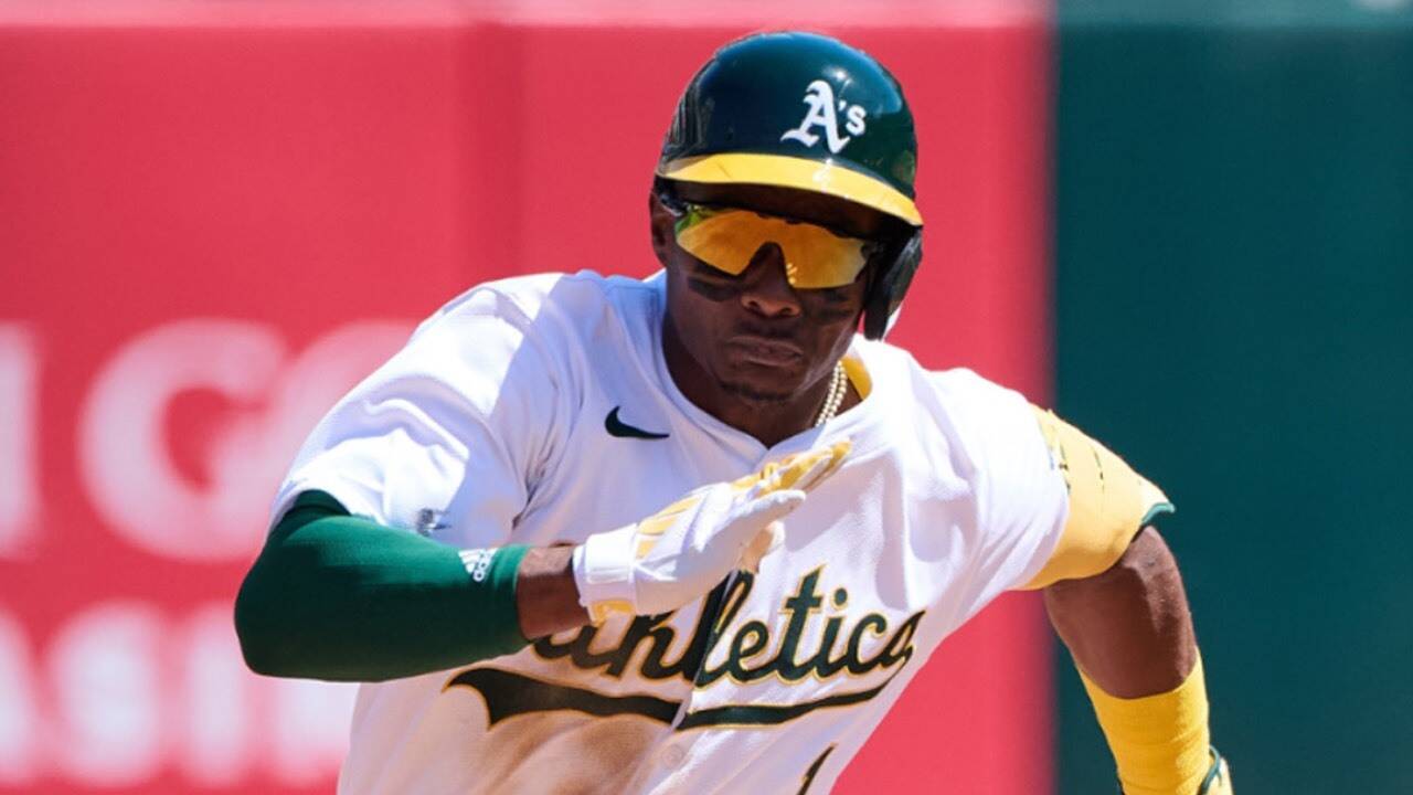MLB Writer Urges Royals To Call Up Top Prospect