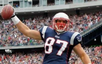 Patriots Legend Rob Gronkowski Makes Surprising Career Move