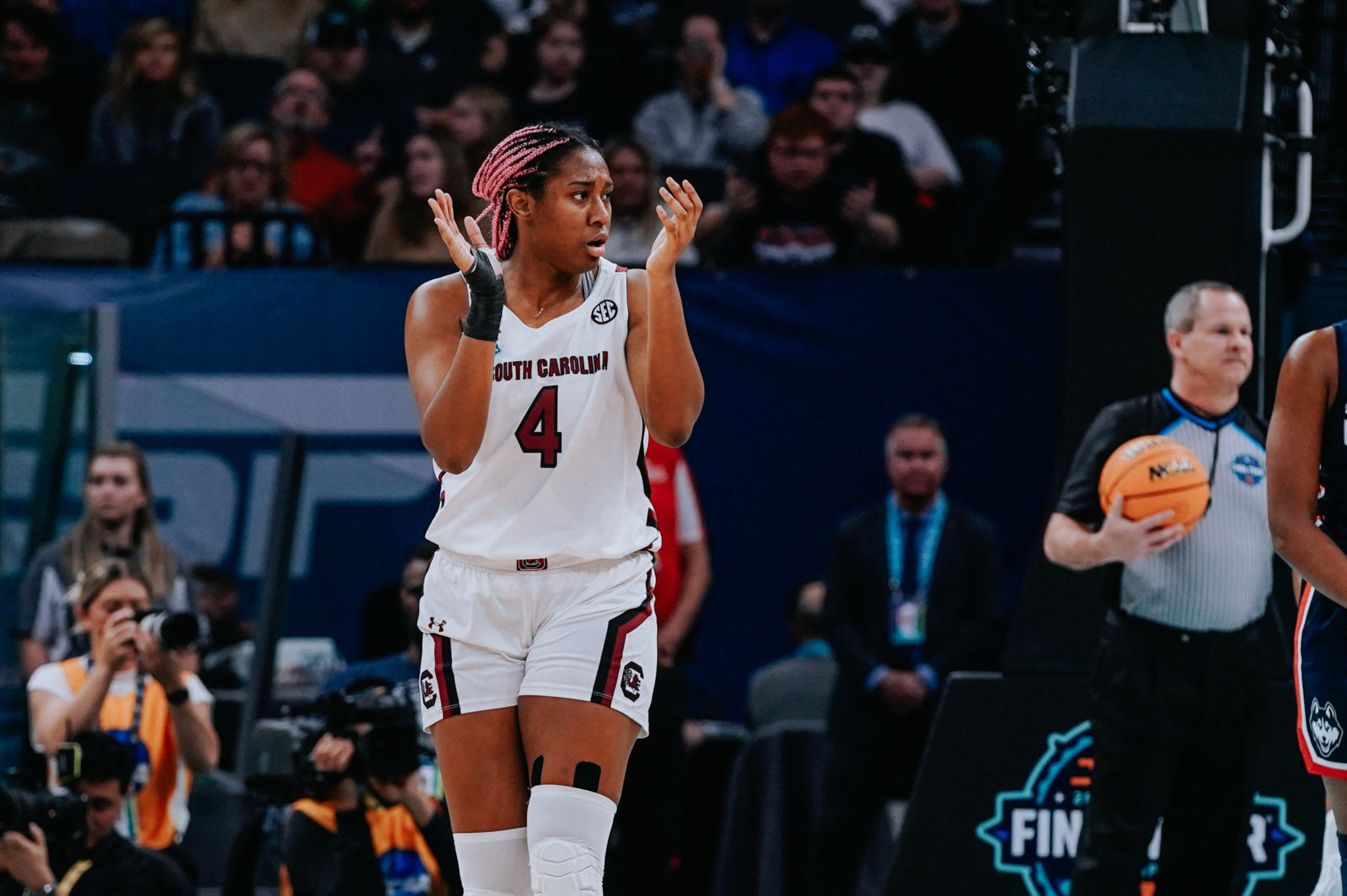 South Carolina basketball star MiLaysia Fulwiley plans to enter transfer portal I Sources