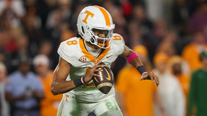 Tennessee, Nico Iamaleava in NIL fight reshaping college football