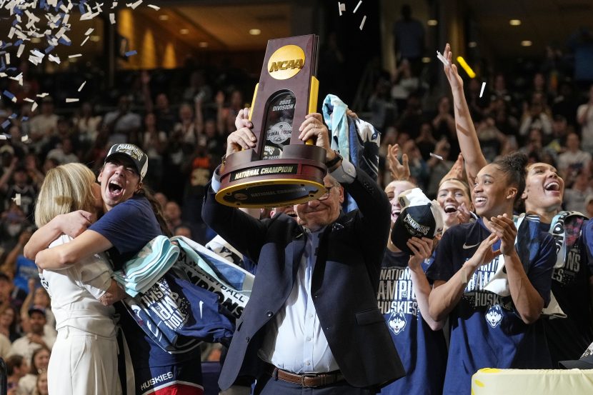UConn Huskies Trophy Presentation