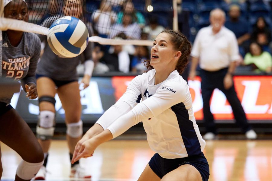UTSA hits road for Charlotte, Rice matchups this weekend