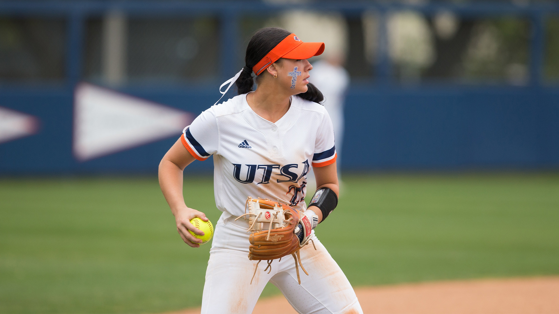 UTSA Softball to visit Charlotte