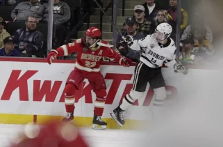Western Michigan wins in 2OT, gets Boston U. in Frozen Four final