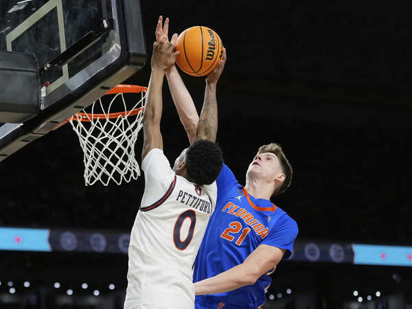 What time is Florida vs Houston basketball in NCAA final tonight?
