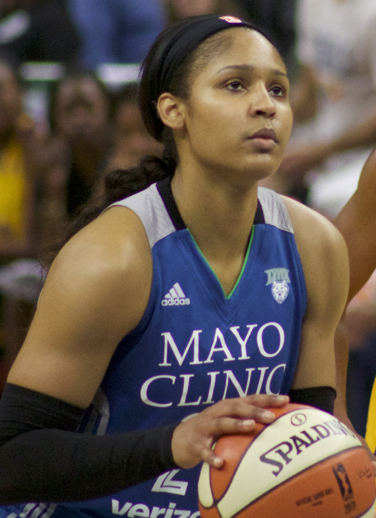 Women's Basketball Adds Mya Moore to 2025