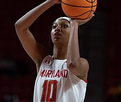 Women's Basketball Inks SEC Transfer Shakirah Edwards