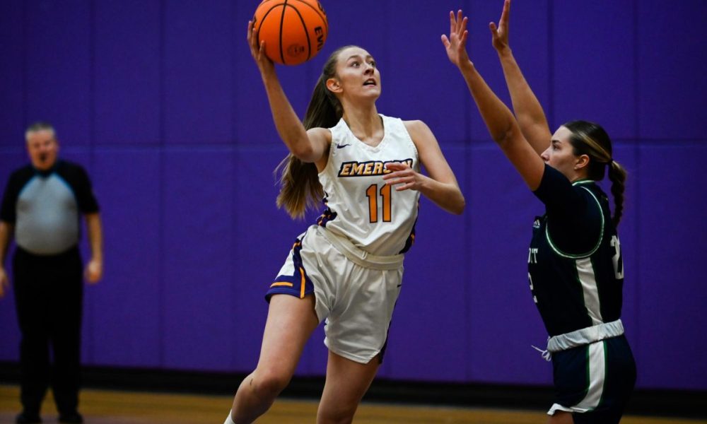 Women's Basketball Signs Veteran Guard Mara Neira