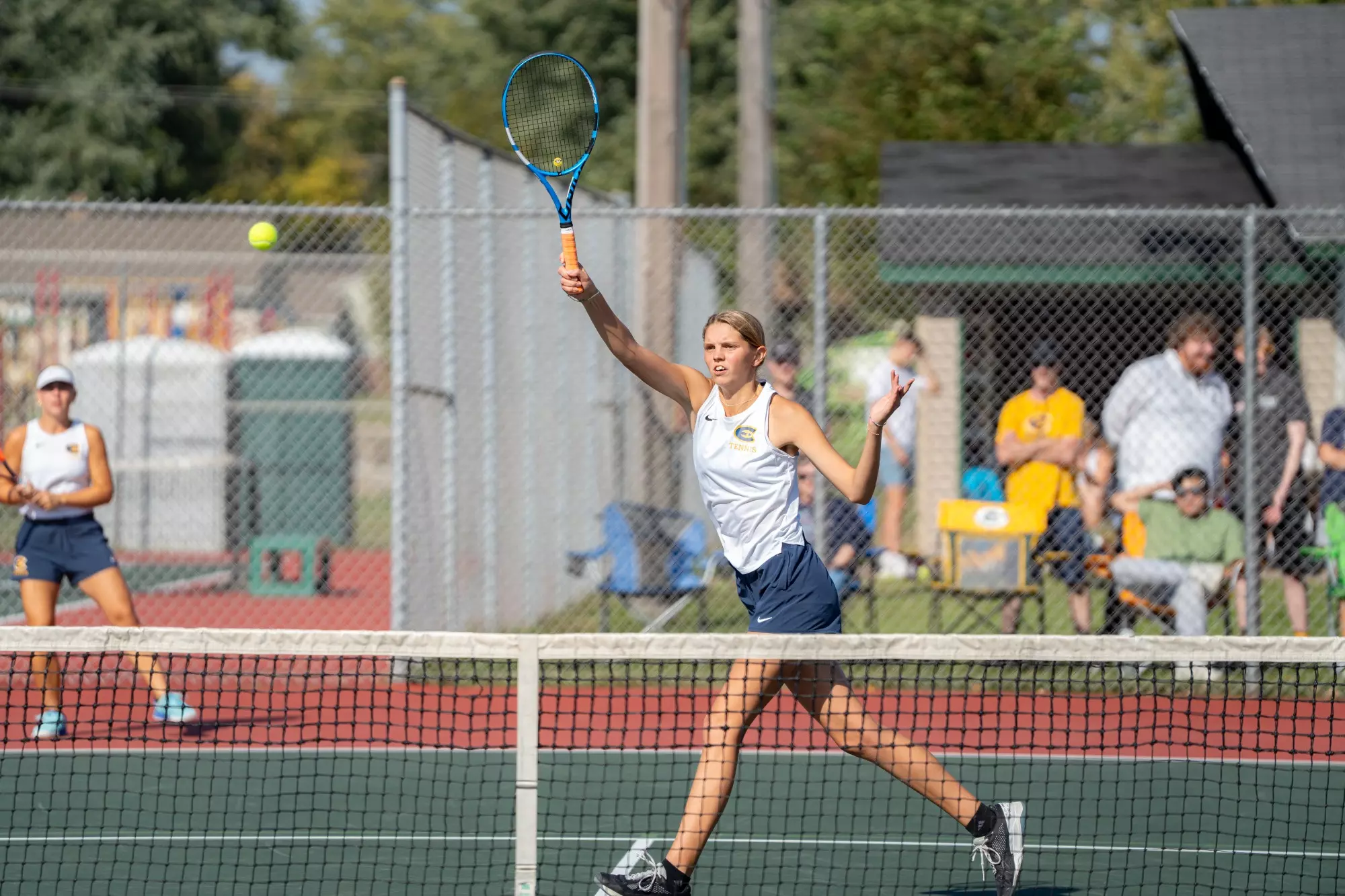 Women's Tennis falls 5